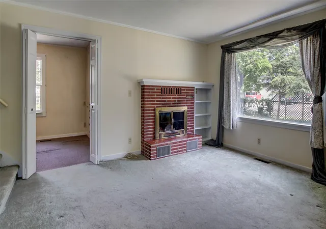 Photo 4 of Single family home for sale at 2405 Gilbert Ave, Missoula, MT 59802 | MLS# 30073463 | Listing updated on 2026-09-17