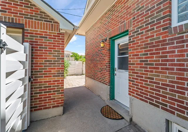 Photo 4 of Single family home for sale at 1037 N Ewing St, Helena, MT 59601 | MLS# 30073658 | Listing updated on 2026-09-14