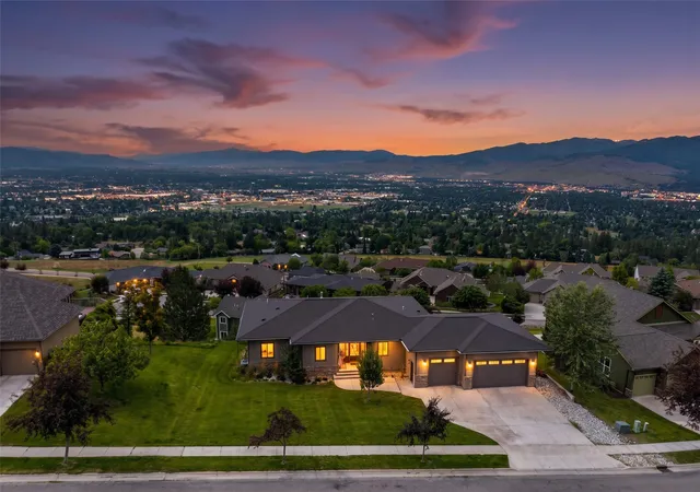 Photo 2 of Single family home for sale at 618 Spanish Peaks Dr, Missoula, MT 59803 | MLS# 30073665 | Listing updated on 2026-09-18