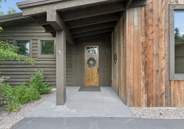 Photo 3 of Single family home for sale at 1583 Whitefish Village Dr, Whitefish, MT 59937 | MLS# 30073636 | Listing updated on 2026-09-23