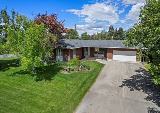 Photo 2 of Single family home for sale at 210 N Walnut St, Townsend, MT 59644 | MLS# 30073134 | Listing updated on 2026-09-14