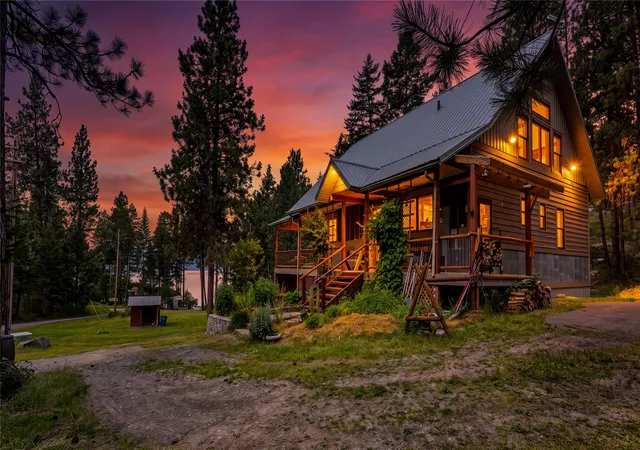 Photo 3 of Single family home for sale at 21299 Hydeaway Rd, Rollins, MT 59931 | MLS# 30073893 | Listing updated on 2026-09-03