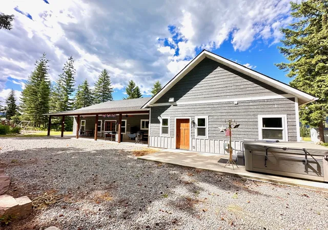 Photo 2 of Single family home for sale at 95 Triple J Loop, Trout Creek, MT 59874 | MLS# 30073222 | Listing updated on 2026-08-31
