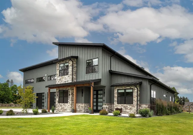 Photo 2 of Single family home for sale at 11835 Joker Ln, Missoula, MT 59804 | MLS# 30074142 | Listing updated on 2026-09-14