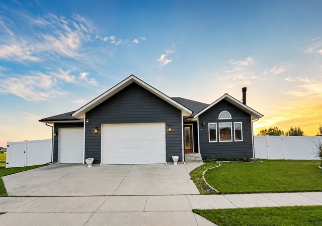 Photo 1 of Single family home for sale at 4404 12th Street Ne, Great Falls, MT 59404 | MLS# 30074159 | Listing updated on 2026-08-30