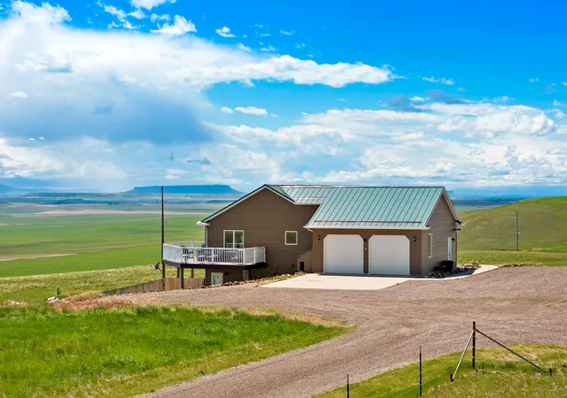Photo 3 of Single family home for sale at 396 Vinyard Rd, Great Falls, MT 59404 | MLS# 30073455 | Listing updated on 2026-08-31