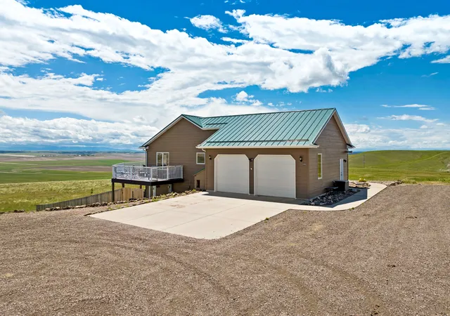 Photo 3 of Single family home for sale at 396 Vinyard Rd, Great Falls, MT 59404 | MLS# 30073455 | Listing updated on 2026-08-31