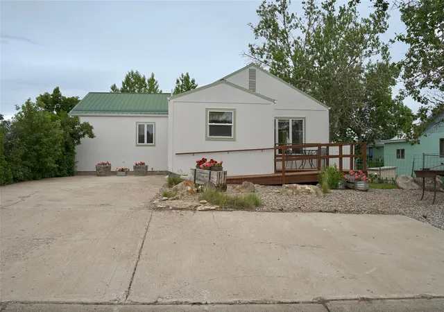 Photo 4 of Single family home for sale at 21 2nd Street S, Sunburst, MT 59482 | MLS# 30074177 | Listing updated on 2026-09-14