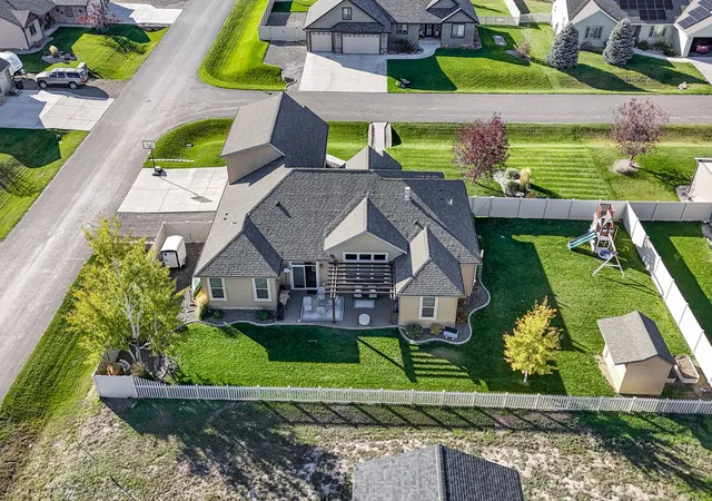 Photo 2 of Single family home for sale at 3807 Shenandoah Ln, Helena, MT 59602 | MLS# 30073297 | Listing updated on 2026-09-18