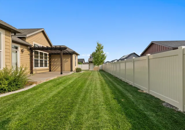 Photo 4 of Single family home for sale at 3807 Shenandoah Ln, Helena, MT 59602 | MLS# 30073297 | Listing updated on 2026-09-18