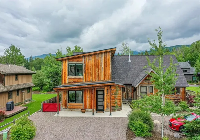 Photo 3 of Townhouse for sale at 59 Crestwood Dr #A, Whitefish, MT 59937 | MLS# 30074250 | Listing updated on 2026-10-05