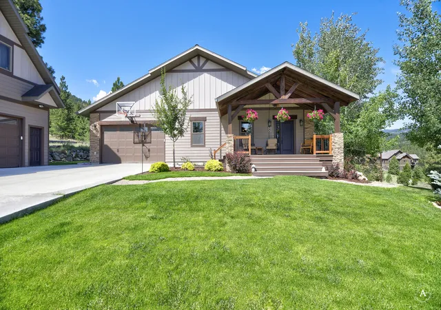 Photo 4 of Single family home for sale at 8 High View Rd, Clancy, MT 59634 | MLS# 30074358 | Listing updated on 2026-08-30
