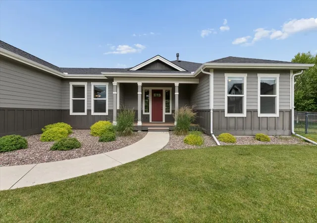 Photo 1 of Single family home for sale at 615 Ml Pond Pl, Bigfork, MT 59911 | MLS# 30074000 | Listing updated on 2026-09-08