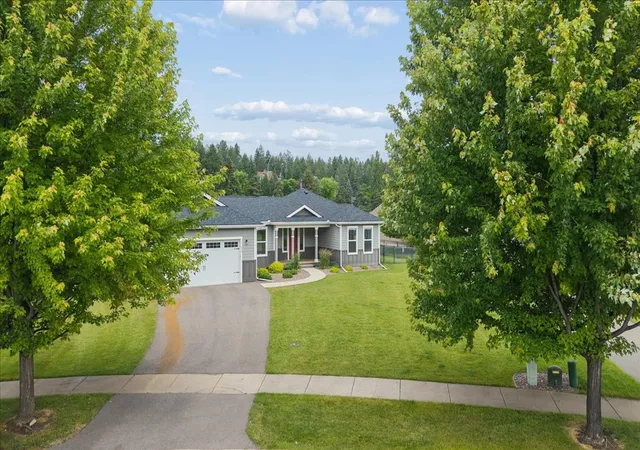 Photo 2 of Single family home for sale at 615 Ml Pond Pl, Bigfork, MT 59911 | MLS# 30074000 | Listing updated on 2026-09-08