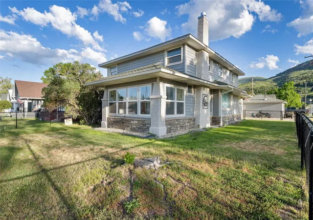 Photo 3 of Single family home for sale at 821 W 3rd Street, Anaconda, MT 59711 | MLS# 30074078 | Listing updated on 2026-08-31