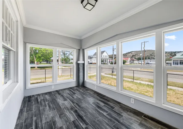Photo 5 of Single family home for sale at 821 W 3rd Street, Anaconda, MT 59711 | MLS# 30074078 | Listing updated on 2026-08-31