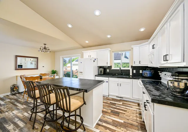 Photo 3 of Single family home for sale at 1206 Matador Ave, Billings, MT 59105 | MLS# 30074392 | Listing updated on 2026-09-12