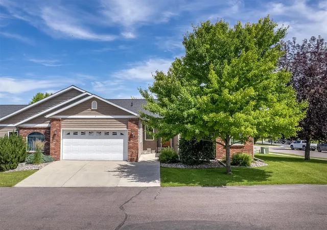 Photo 2 of Townhouse for sale at 219 Cmns Way, Kalispell, MT 59901 | MLS# 30074323 | Listing updated on 2026-09-08