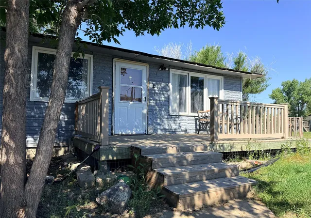 Photo 1 of Single family home for sale at 138 Hilger St, Geraldine, MT 59446 | MLS# 30074555 | Listing updated on 2026-09-12