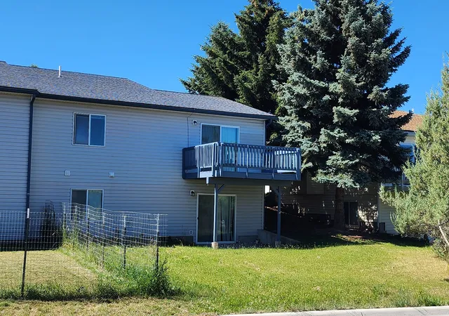 Photo 3 of Townhouse for sale at 4 A Ave #B, Polson, MT 59860 | MLS# 30073808 | Listing updated on 2026-09-09