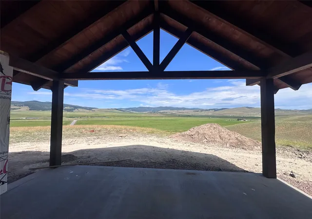 Photo 3 of Single family home for sale at 7 Foothills Ct, Anaconda, MT 59711 | MLS# 30074764 | Listing updated on 2026-09-10