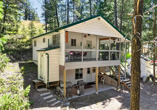 Photo 1 of Single family home for sale at 100 Pine Bay Dr, Rexford, MT 59930 | MLS# 30074702 | Listing updated on 2026-09-14