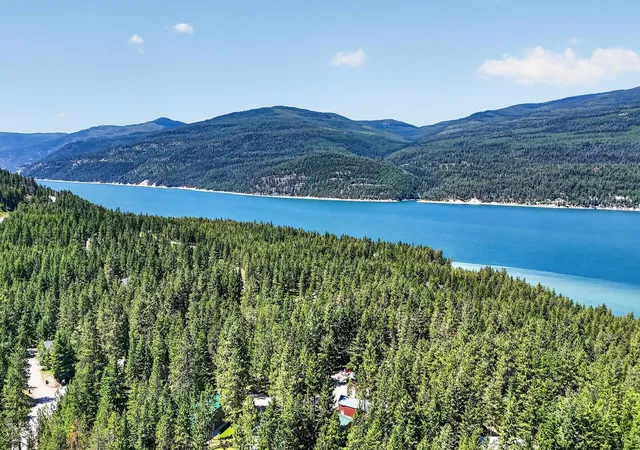 Photo 3 of Single family home for sale at 100 Pine Bay Dr, Rexford, MT 59930 | MLS# 30074702 | Listing updated on 2026-09-14