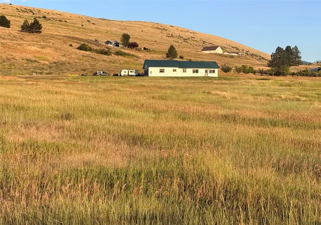 Photo 3 of Single family home for sale at 8 Charles Hl Rd, Plains, MT 59859 | MLS# 30074790 | Listing updated on 2026-09-13