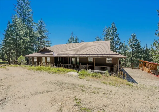 Photo 2 of Single family home for sale at 2108 Silver Ridge Rd, Hamilton, MT 59840 | MLS# 30074421 | Listing updated on 2026-09-18