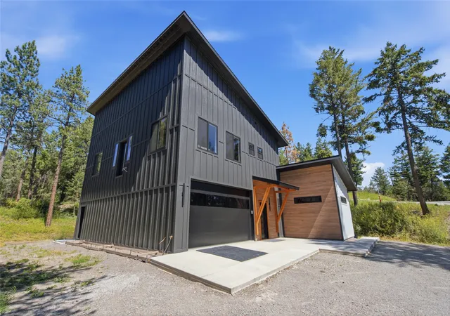 Photo 2 of Single family home for sale at 385 S Eighty Dr, Somers, MT 59932 | MLS# 30074725 | Listing updated on 2026-09-04