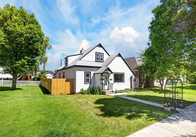 Photo 2 of Single family home for sale at 205 4th Street, Deer Lodge, MT 59722 | MLS# 30074863 | Listing updated on 2026-09-01