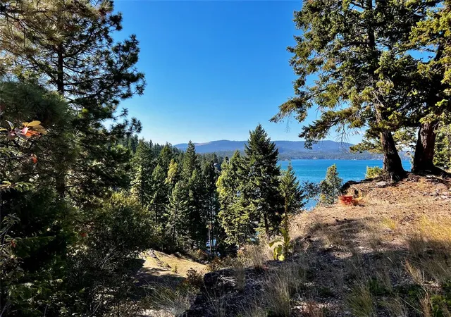 Photo 2 of Manufactured home for sale at 30373 Coneflower Ln, Polson, MT 59860 | MLS# 30074964 | Listing updated on 2026-09-11