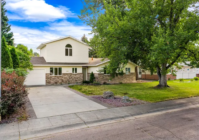 Photo 2 of Single family home for sale at 4424 6th Avenue S, Great Falls, MT 59405 | MLS# 30074930 | Listing updated on 2026-09-17