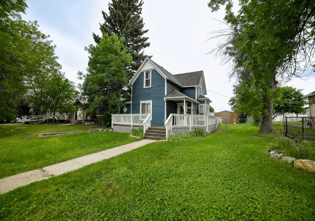 Photo 2 of Single family home for sale at 3515 6th Avenue N, Great Falls, MT 59401 | MLS# 30074919 | Listing updated on 2026-08-30
