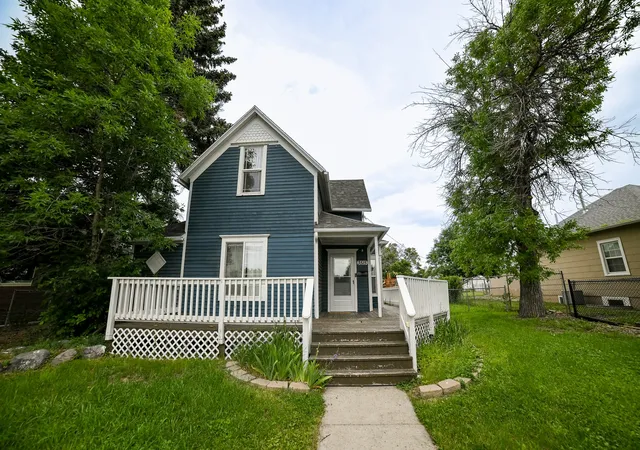 Photo 3 of Single family home for sale at 3515 6th Avenue N, Great Falls, MT 59401 | MLS# 30074919 | Listing updated on 2026-08-30