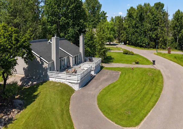 Photo 2 of Single family home for sale at 990 Colorado Ave, Whitefish, MT 59937 | MLS# 30074983 | Listing updated on 2026-09-14