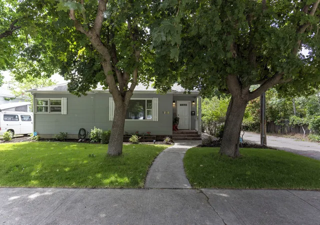 Photo 3 of Single family home for sale at 1721 Helen Ave, Missoula, MT 59801 | MLS# 30073911 | Listing updated on 2026-09-07
