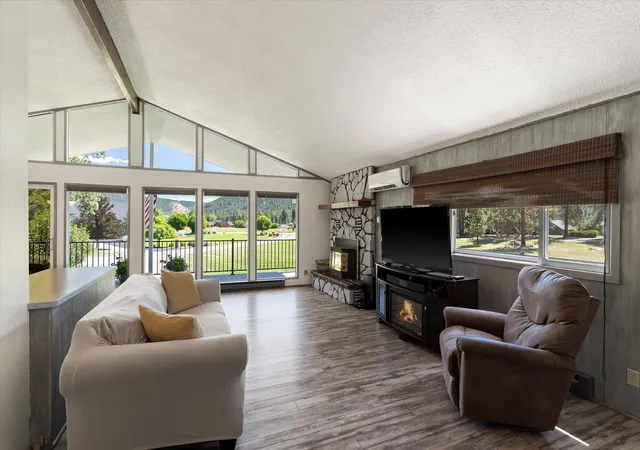 Photo 3 of Single family home for sale at 79 Manor Dr, Libby, MT 59923 | MLS# 30074937 | Listing updated on 2026-10-05