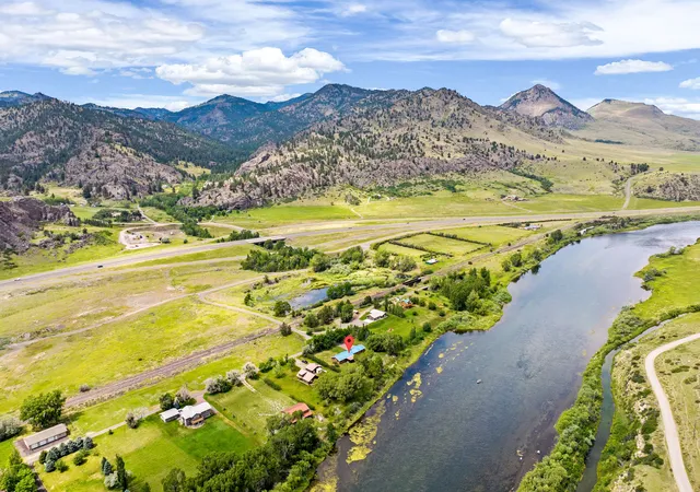 Photo 1 of Single family home for sale at 29 Tower Rock Rd, Cascade, MT 59421 | MLS# 30073984 | Listing updated on 2026-10-01
