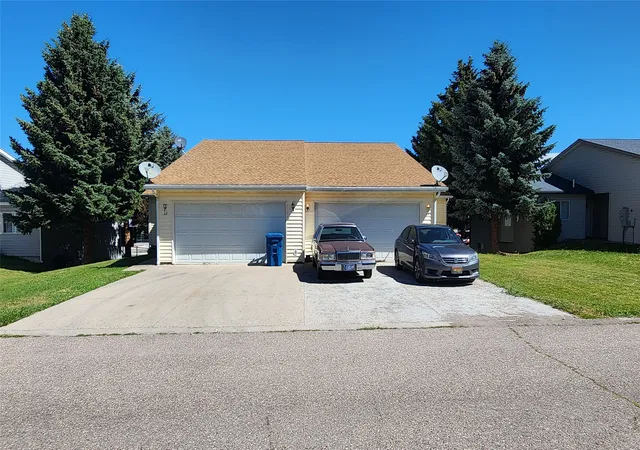 Photo 2 of Multi family home for sale at 6 A Ave #A & B, Polson, MT 59860 | MLS# 30075138 | Listing updated on 2026-09-09
