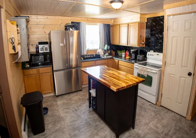 Photo 5 of Single family home for sale at 322 Alder St, Anaconda, MT 59711 | MLS# 30075185 | Listing updated on 2026-08-30