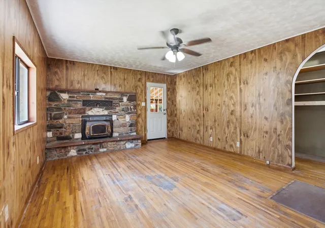 Photo 3 of Single family home for sale at 76 W Cottonwood Dr, Kalispell, MT 59901 | MLS# 30075120 | Listing updated on 2026-09-24