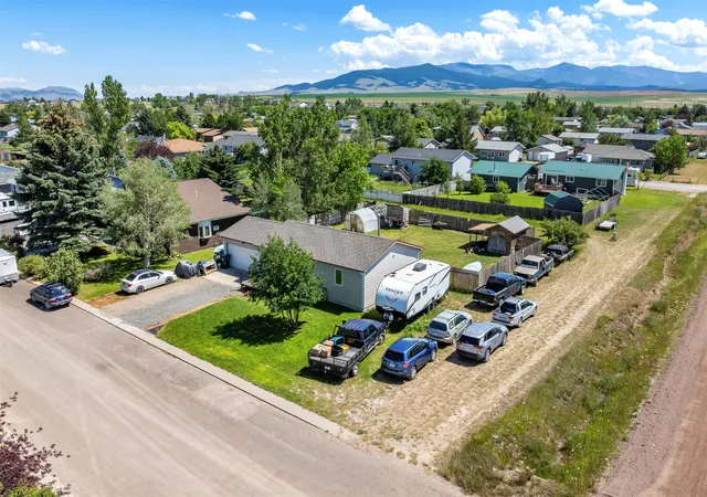 Photo 2 of Single family home for sale at 3701 E Dudley St, East Helena, MT 59635 | MLS# 30075221 | Listing updated on 2026-09-14