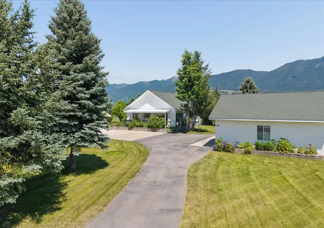 Photo 3 of Single family home for sale at 23 Dancing Prairie Ln, Eureka, MT 59917 | MLS# 30073907 | Listing updated on 2026-09-10