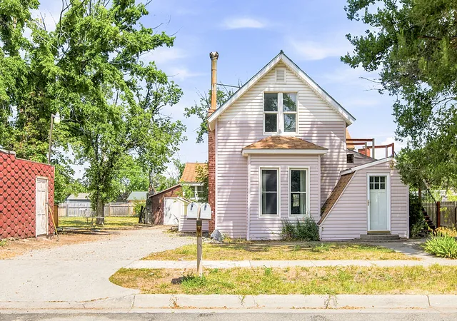 Multi family home for sale at 1624 Chestnut St, Helena, MT 59601 | MLS# 30074746