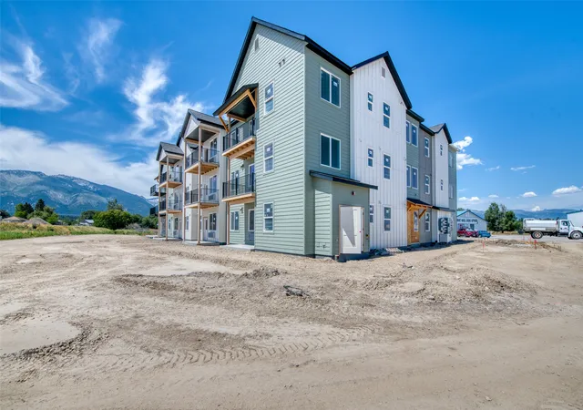 Photo 4 of Condo for sale at 159 Cyn Fls Way #308, Hamilton, MT 59840 | MLS# 30075196 | Listing updated on 2026-09-20