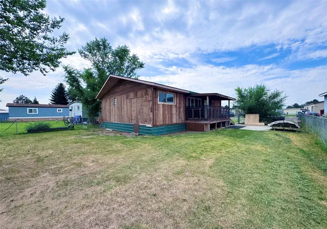 Photo 3 of Single family home for sale at 2958 Sunny Side Rd, Helena, MT 59602 | MLS# 30075383 | Listing updated on 2026-09-02