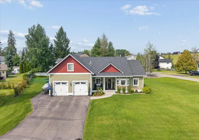 Photo 1 of Single family home for sale at 333 Stillwater Loop, Kalispell, MT 59901 | MLS# 30075425 | Listing updated on 2026-09-14