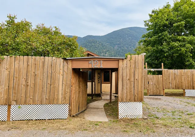 Photo 3 of Single family home for sale at 421 Montana Ave, Missoula, MT 59802 | MLS# 30075137 | Listing updated on 2026-09-09