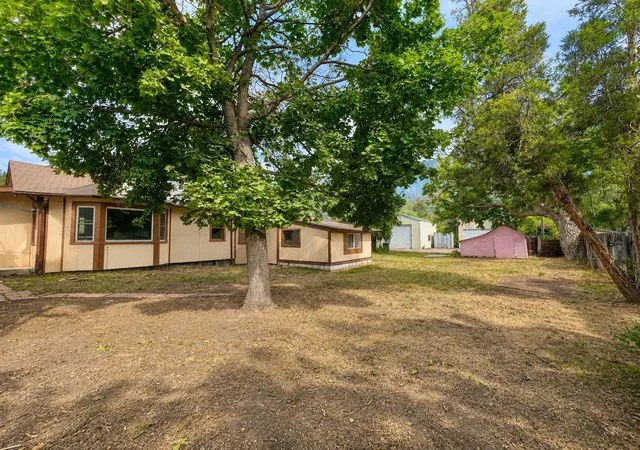 Photo 3 of Single family home for sale at 421 Montana Ave, Missoula, MT 59802 | MLS# 30075137 | Listing updated on 2026-09-09